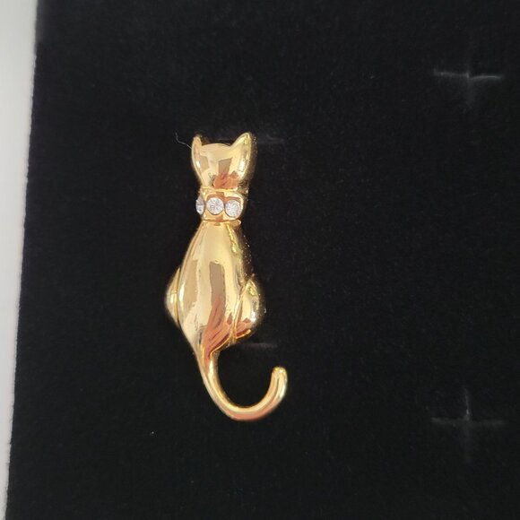 Gold Cat Brooch With Rhinestone Collar - Picture 1 of 5